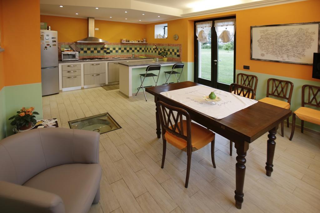 Bed and Breakfast Ospitidelpero Piozzo Esterno foto
