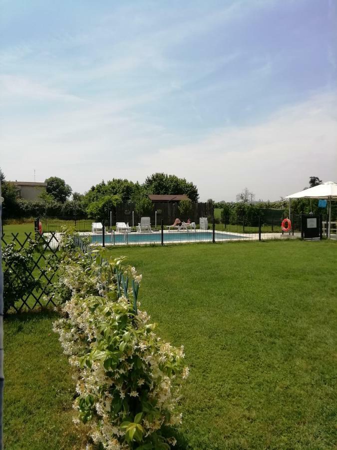 Bed and Breakfast Ospitidelpero Piozzo Esterno foto